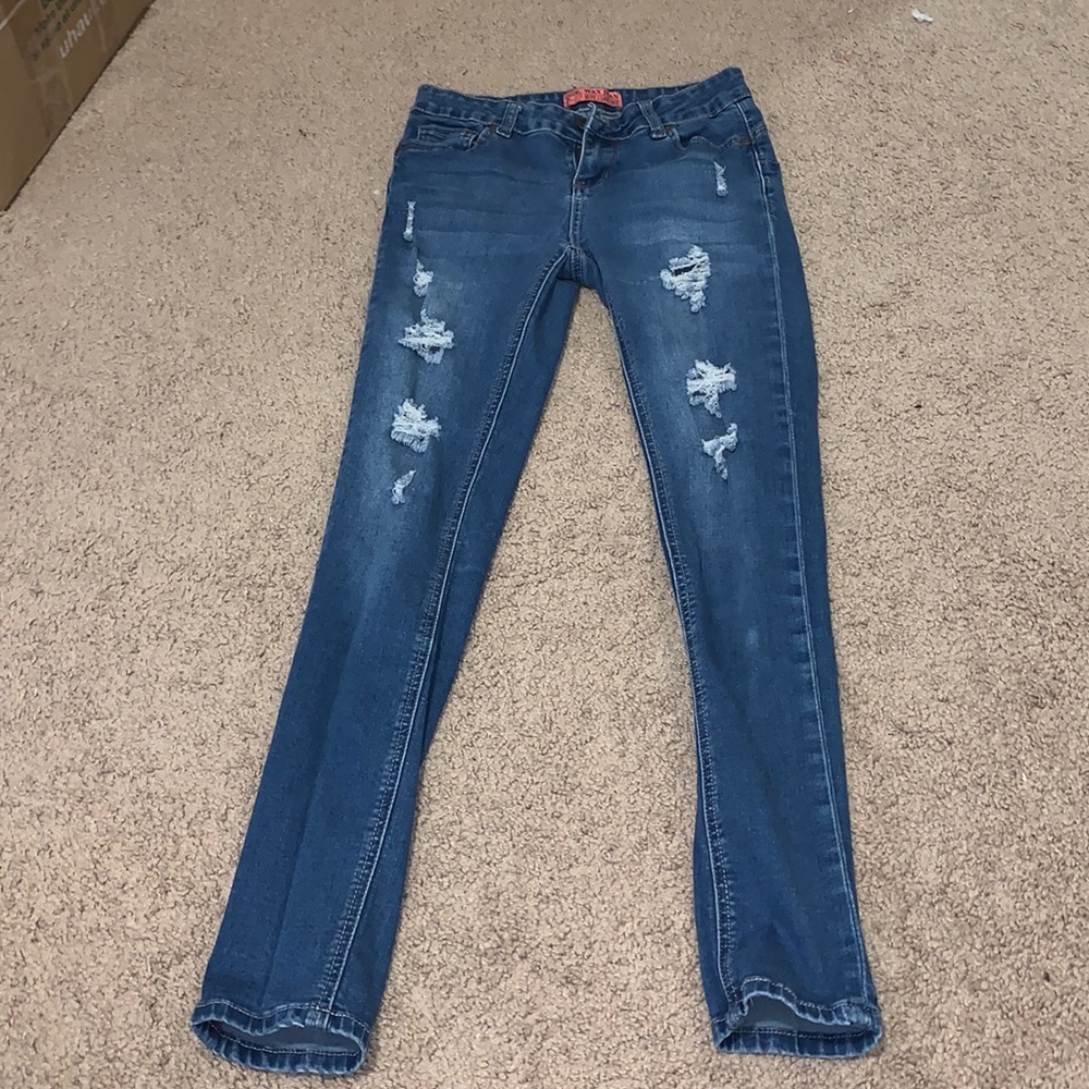 Ripped skinny jeans